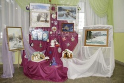 Выставка «Новогодний серпантин» открылась в ЦКР посёлка Троицкий губкинской территории 