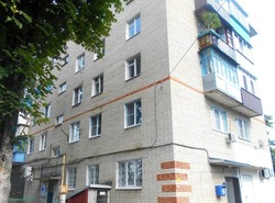 Капитальный ремонт многоквартирного дома №12 на улице Лазарева продолжился в Губкине