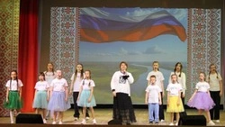 Отчётный концерт «Под сенью дружных муз» состоялся в Троицкой детской школе искусств