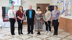 Жительницы губкинского села Богословка приняли поздравления в честь праздника