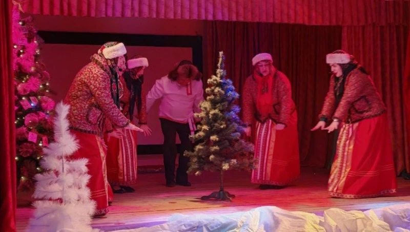 Жители села Осколец посетили захватывающую программу «Сказочный хит-парад!»