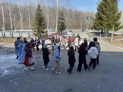 Сергиевская молодёжь губкинской территории стала участницей фольклорного праздника