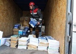 Работники Лебединского ГОКа собрали больше 12 тонн макулатуры для переработки