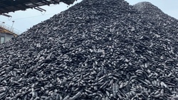На Лебединском ГОКе выпустили юбилейную тонну брикетов*