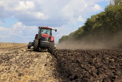 Уборочная кампания продолжилась в Губкинском горокруге 