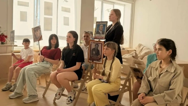Юные жители Троицкого приняли участие в трогательном вечере памяти «Спасибо деду за Победу!»