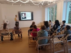 Культработники посёлка Троицкий провели литературный час «Сказки Лукоморья»