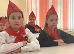Троицкие учителя провели единый урок памяти