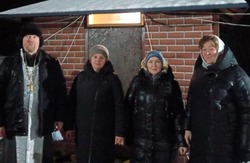 Жители и гости села Истобное губкинской территории отметили Крещение