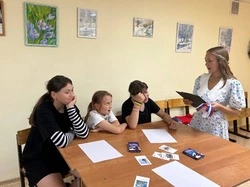 Беседа «Наш дом – Россия» прошла в ЦКР села Бобровы Дворы губкинской территории