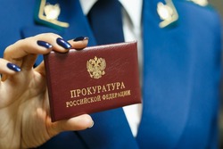 Водительское удостоверение не является документом, удостоверяющим личность в Российской Федерации   