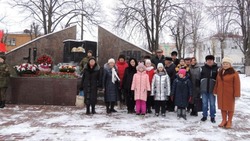 Воспитанники губкинского клуба «Орион» почтили память погибших в годы Великой Отечественной войны