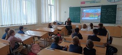 Профилактическая беседа «Правила поведения в общественных местах» прошла в селе Вислая Дубрава