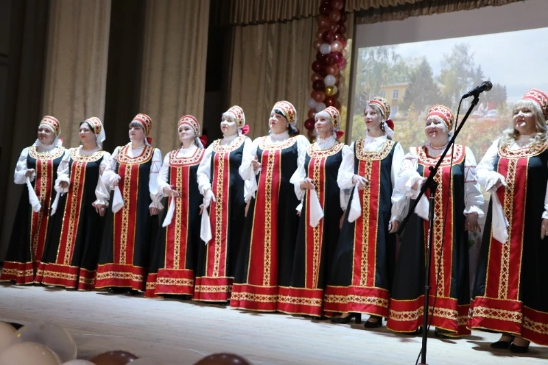 Жители Истобнянской территории отпраздновали День рождения села и престол