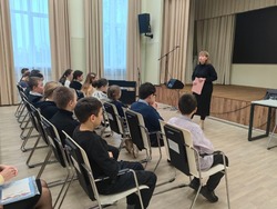 Беседа о противодействии коррупции прошла в селе Сергиевка губкинской территории 