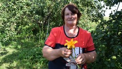 Губкинская пенсионерка создала уникальный сад