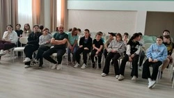 Занятие с элементами тренинга «Травматизм – всегда опасно!» прошло в Архангельском Досуговом центре