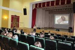 Программа «Блокадной памяти страницы» прошла в ЦКР села Истобное губкинской территории 