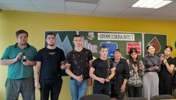 Культработники села Архангельское губкинской территории провели мастер-класс «Арома-диффузор»