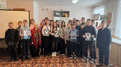 Час памяти «Сила единства: память, гордость, поддержка» прошёл в посёлке Троицкий 