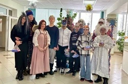 Культработники села Мелавое подготовили новогоднее представление для детей «Дед Мороз на ёлке»