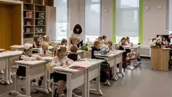 Вячеслав Гладков: за пять лет 54 педагога поучаствовали в программе «Земский учитель»