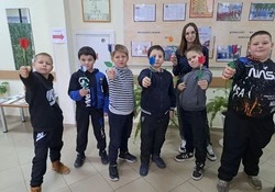 Юные жители села Сапрыкино приняли участие в занятии «Мастерство ручной работы»