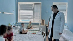 Вячеслав Гладков проследил за состоянием пострадавшего ночью ребёнка