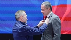 Вячеслав Гладков получил медаль имени В.А. Татаринова