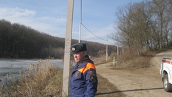 Белгородские спасатели напомнили жителям об опасности выхода на замёрзшие водоёмы