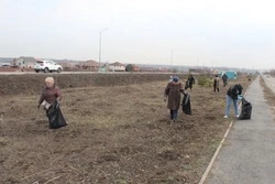 Губкинцы приняли участие в муниципальном экологическом субботнике