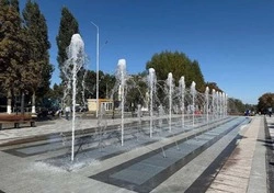 Работы по преображению сквера на улице Лазарева завершаются в Губкине 