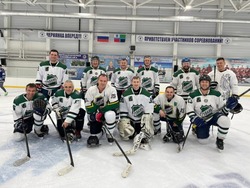 Губкинская команда стала победителем турнира Чернянского района по хоккею с шайбой