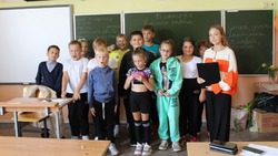 Школьники села Бобровы Дворы посетили беседу «Опасные насекомые и растения»