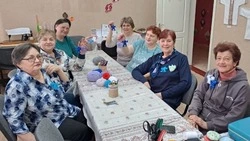 Час рукоделия «Не прячемся за сединой» прошёл в Ивановском Досуговом центре