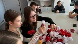 Сотрудники Центра культурного развития села Сергиевка провели яркий мастер-класс