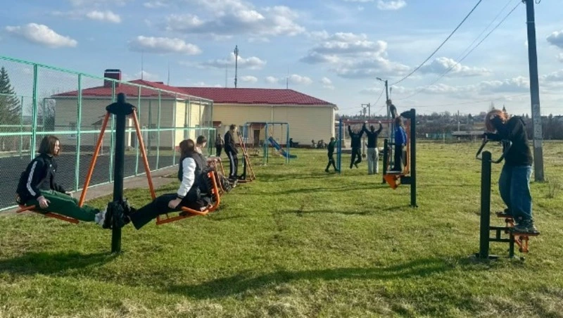 Юные жители села Тёплый Колодезь приняли участие в программе «День здоровья»