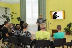 Культработники села Истобное провели интерактивную игру «Детективное агентство»