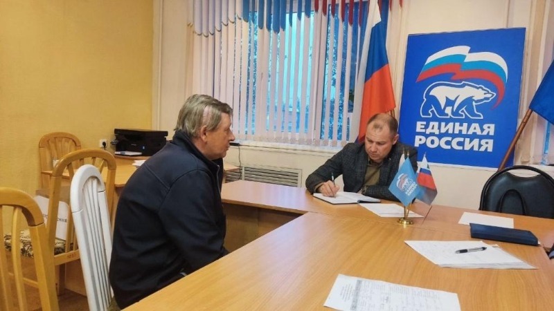 Депутат Белгородской областной Думы значок. Прием депутата картинка. Депутаты седьмого созыва Белгородской областной Думы.
