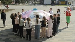 Творческие специалисты ЦКР посёлка Троицкий распахнули двери в удивительную «Страну Мультландию»