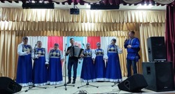 Культработники села Толстое губкинской территории провели концерт «Первомай»