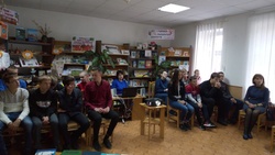 Читательская пресс-конференция «Быть на земле человеком» прошла в Скородном