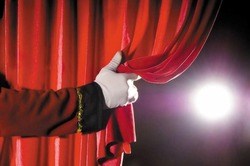Губкинский театр представит премьеру спектакля «Женитьба» 