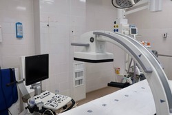 Губкинские врачи продолжили делать операции с помощью рентгеновского передвижного аппарата с С-дугой