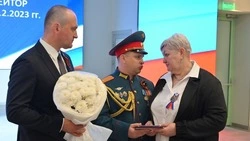 Передача орденов Мужества семьям погибших героев состоялась в Губкине 9 Мая
