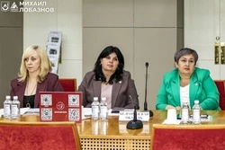 Губкинские главы сельских администраций представили регион на круглом столе в Москве 