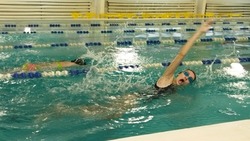 Соревнования по плаванию прошли в губкинской «Лесной сказке»