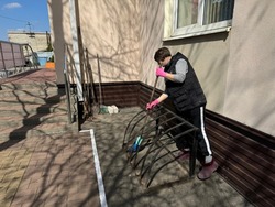 Культработники села Сергиевка навели порядок на территории ЦКР 