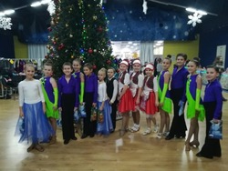 Губкинский ансамбль бального танца «Данс-класс» стал лауреатом Всероссийского конкурса «Ёлки»