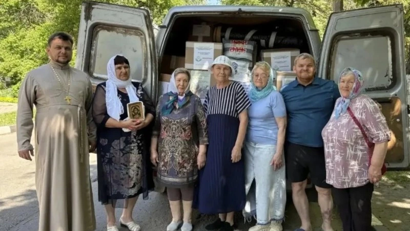 Троицкие волонтёры передали очередную партию гуманитарной помощи